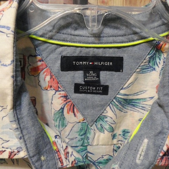 VTG Tommy Hilfiger Custom fit Aloha Theme Button Up~EUC~Colorful - Picture 2 of 4